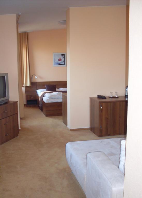 Panorama Hotell Piest'any Rum bild